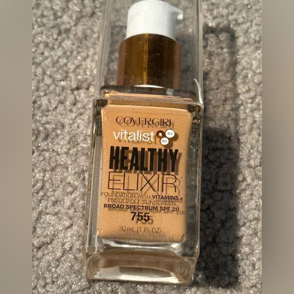 Covergirl Vitalist Foundation Healthy Elixir 755